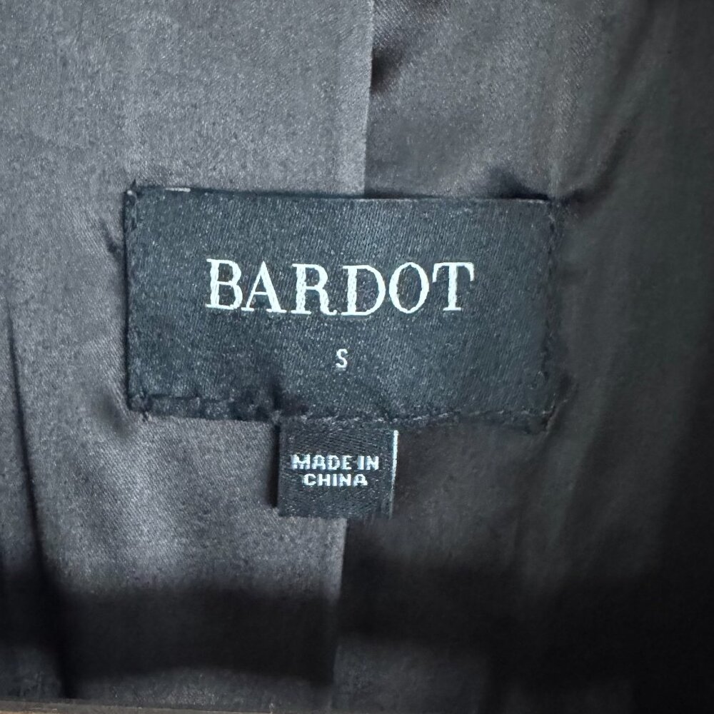 Bardot - Sloane Oversize Double Breasted Blazer in Black - Picture 6 of 8
